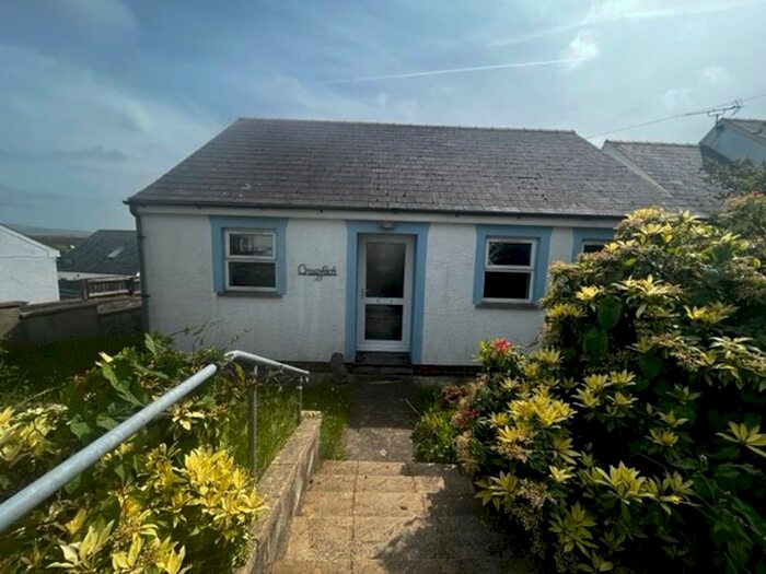 2 Bedroom Semi-Detached Bungalow To Rent In Precelly Crescent, Stop And Call, Goodwick, SA64