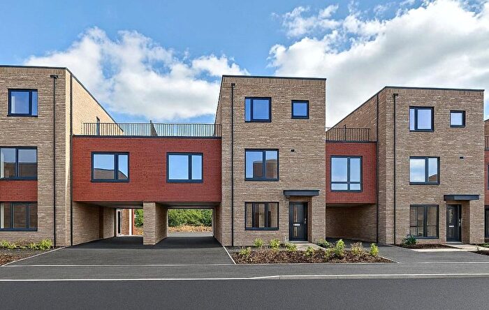 4 Bedroom Link Detached House For Sale In Franklin Gardens, Cambridge, CB3