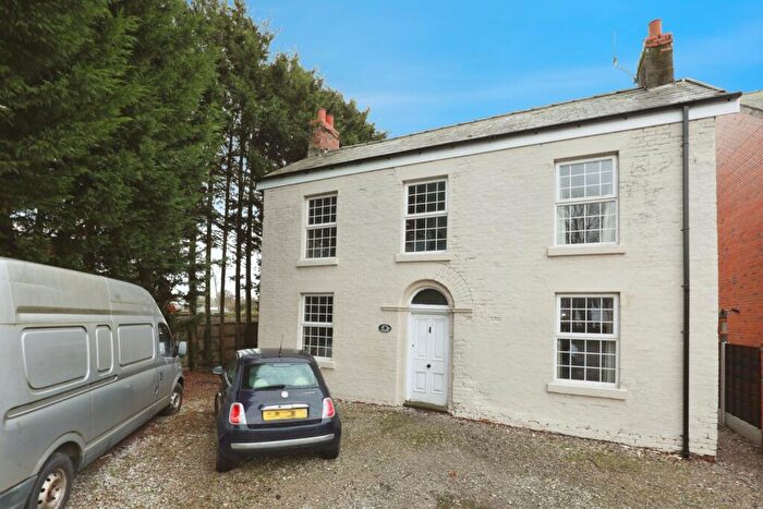 4 Bedroom Detached House For Sale In Middlewich Road, Winsford, Cheshire, CW7