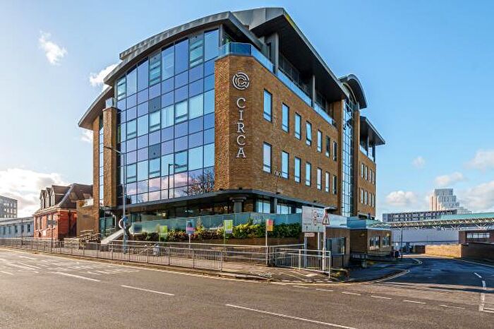 1 Bedroom Flat To Rent In Circa, The Ring, Bracknell, RG12