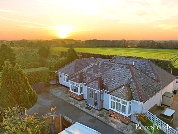 3 Bedroom Bungalow For Sale In Fyfield Road, Willingale, CM5