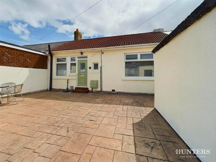2 Bedroom Terraced Bungalow To Rent In Villa Real Bungalows, Consett, Durham, DH8