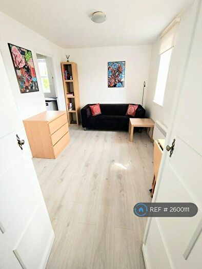 1 Bedroom Flat To Rent In Tarplett House, London, SE14