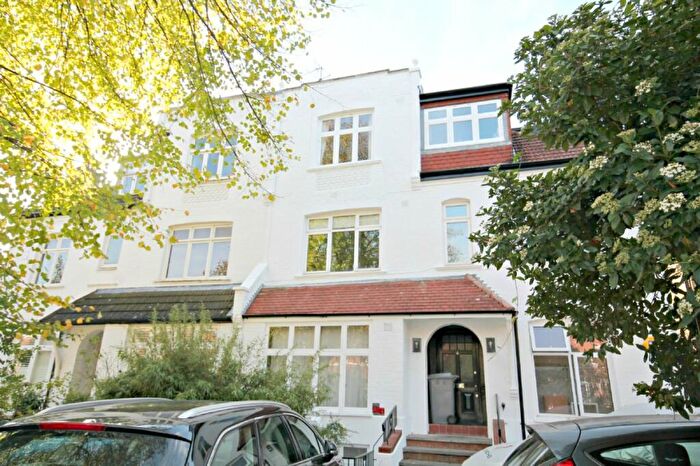 1 Bedroom Flat To Rent In Chatsworth Road, Kilburn, NW2