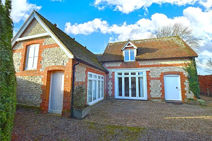 3 Bedroom Detached House To Rent In River Hill, Binsted, Alton, Hampshire, GU34