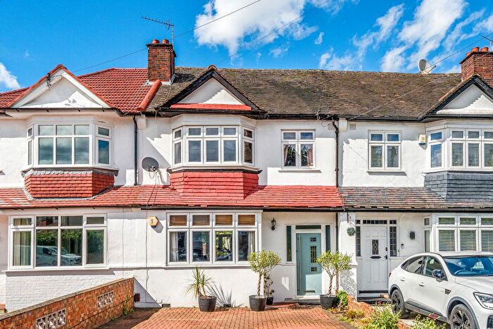 3 Bedroom Terraced House For Sale In Woodyates Road, Lee, London, SE12