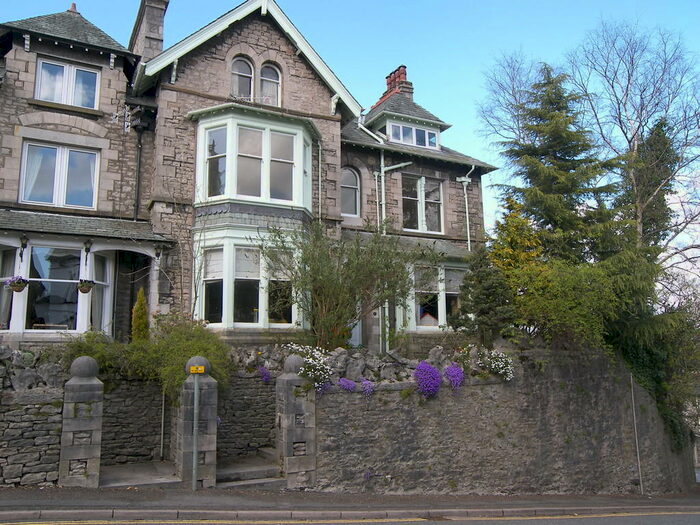 2 Bedroom Apartment To Rent In Flat Fishermount, Beast Banks, LA9