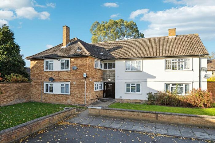 1 Bedroom Flat For Sale In Victoria Road, Ruislip, HA4