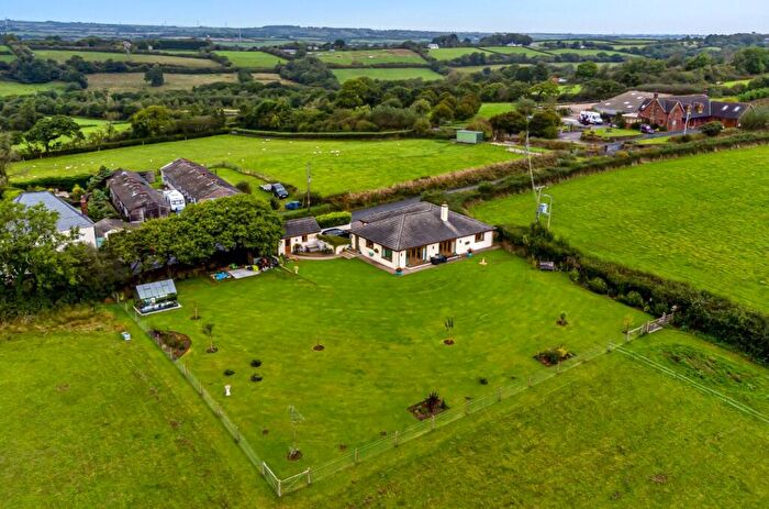 3 Bedroom Bungalow For Sale In Holsworthy, EX22