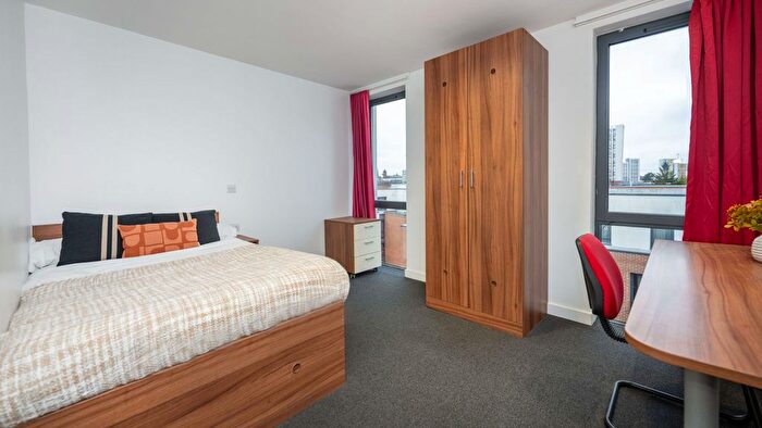 1 Bedroom Studio To Rent In Alma Street, Coventry, CV1