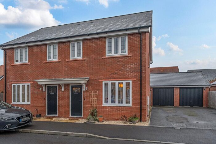 3 Bedroom Semi Detached House For Sale In Fieldfare Gardens, Yatton, BS49