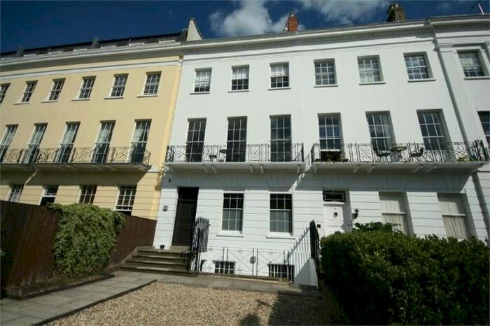 1 Bedroom Flat To Rent In Evesham Road, Cheltenham, GL52