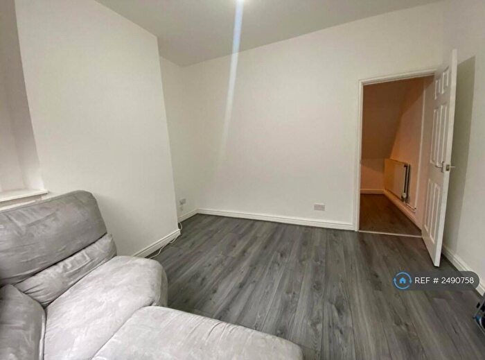 2 Bedroom Terraced House To Rent In Caludon Road, Coventry, CV2