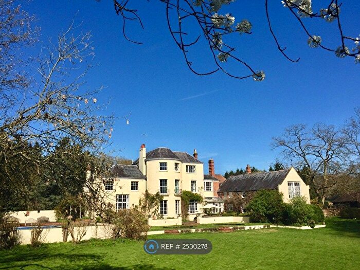 1 Bedroom Detached House To Rent In Gardeners Cottage, Farnham, GU10