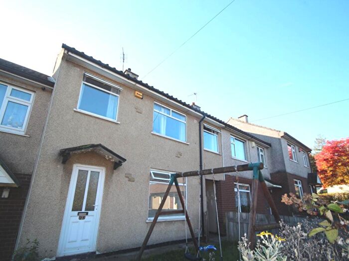 4 Bedroom Terraced House To Rent In Kesteven Road, , Bradford, BD4