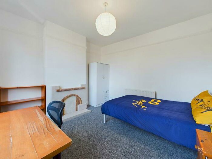 4 Bedroom Terraced House To Rent In Coombe Road, Brighton, BN2