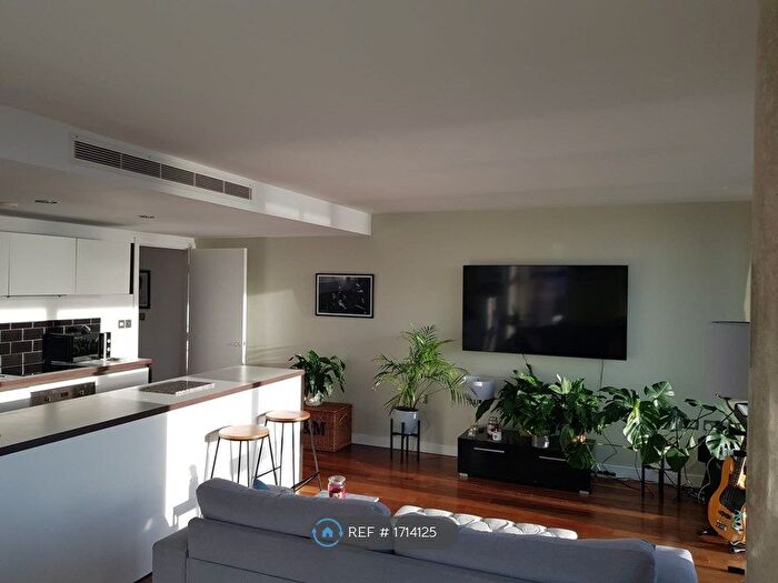 2 Bedroom Flat To Rent In Brook Street, Liverpool, L3