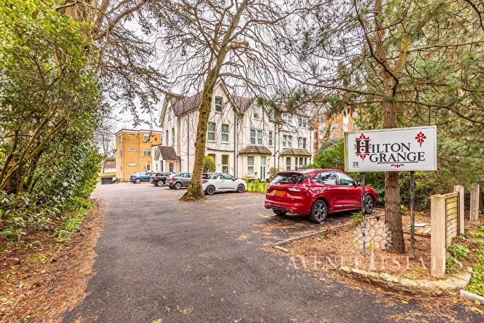 1 Bedroom Apartment For Sale In Knyveton Road, Bournemouth, Dorset, BH1