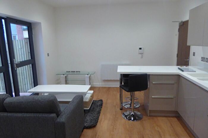 1 Bedroom Apartment To Rent In Tamar House, Station Road, Reading, RG1