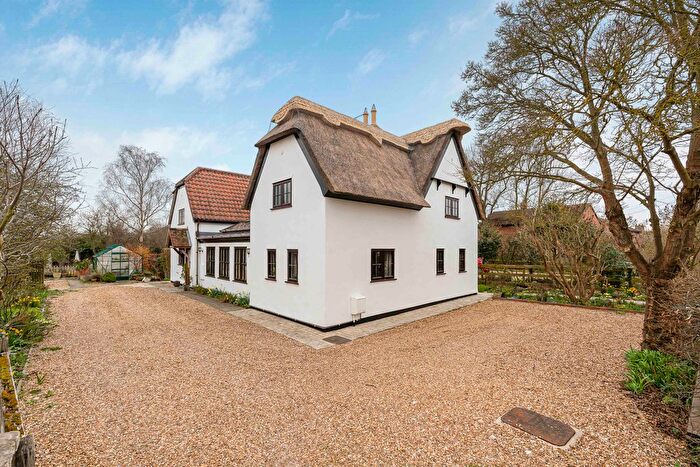 4 Bedroom Detached House For Sale In Barton Road, Haslingfield, CB23