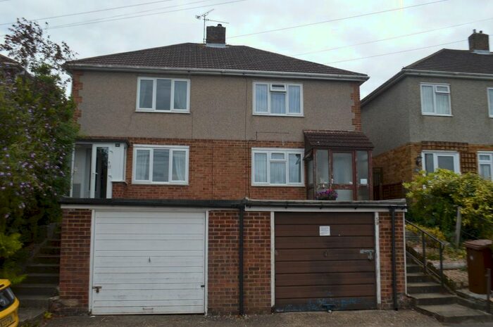 2 Bedroom Semi-Detached House To Rent In Crestway, Chatham, ME5