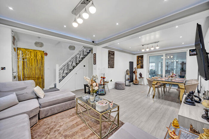 3 Bedroom Semi-Detached House For Sale In Nevis Close, Rise Park, RM1