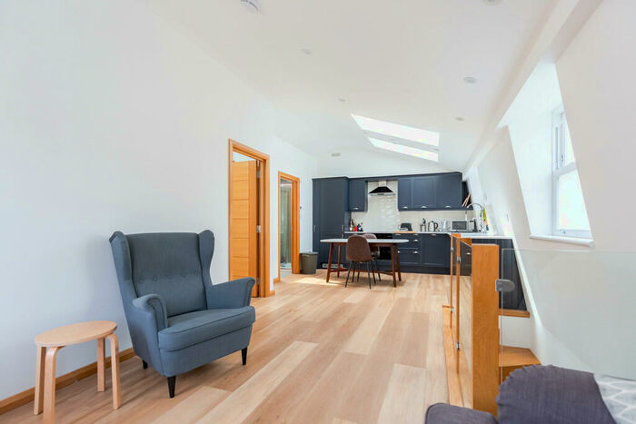 1 Bedroom Flat To Rent In Kiver Street, Archway, London, N19