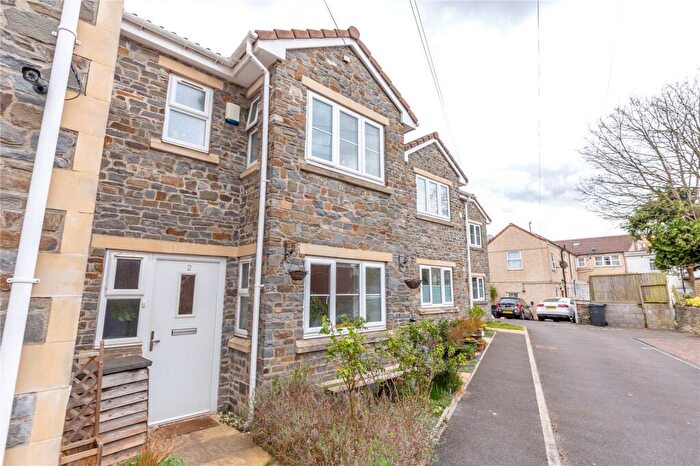 3 Bedroom Semi Detached House For Sale In Grove Park Gardens, Fishponds, Bristol, BS16