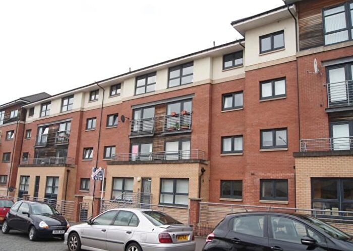 2 Bedroom Flat To Rent In Lymburn Street, Glasgow, G3