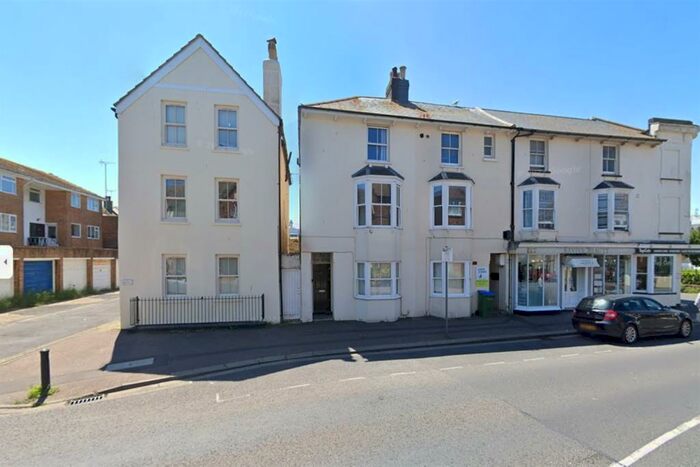 2 Bedroom Flat To Rent In West Street, Bognor Regis, PO21