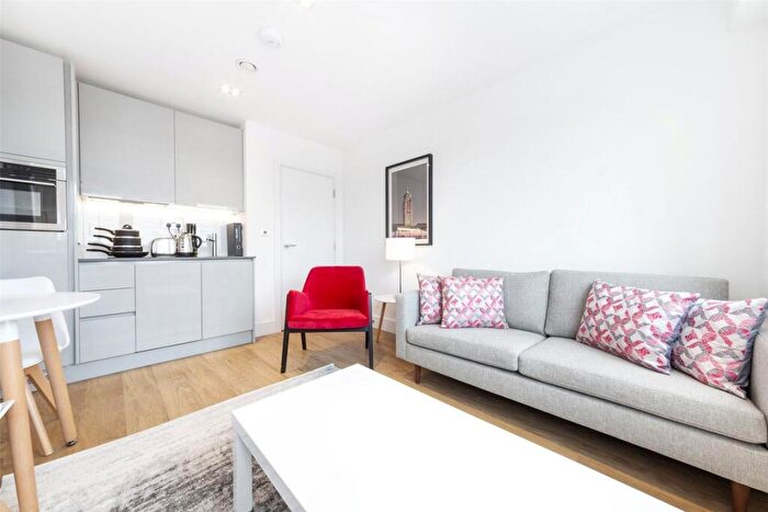 1 Bedroom Flat To Rent In Laporte Way, Bedfordshire, LU4