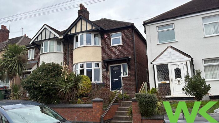 3 Bedroom Semi-Detached House For Sale In Bromford Lane, West Bromwich, B70