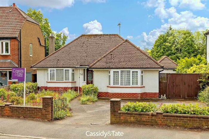 2 Bedroom Detached Bungalow To Rent In Hatfield Road, St. Albans, AL4