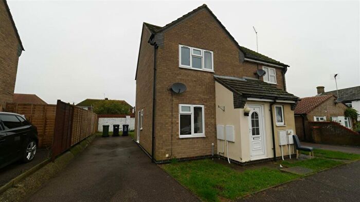 2 Bedroom Semi-Detached House To Rent In Orchard Close, Warboys, PE28