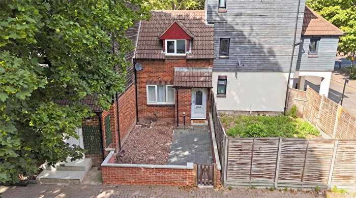 1 Bedroom Terraced House To Rent In Jasper Road, London, E16