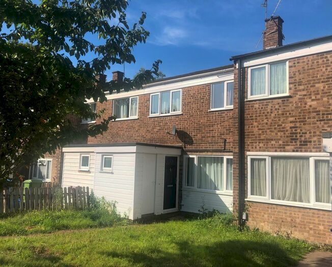 3 Bedroom Terraced House To Rent In Pinewood Park, Farnborough, GU14