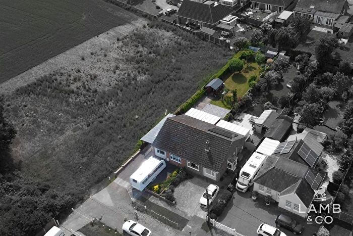 2 Bedroom Semi-Detached Bungalow For Sale In Amerells Road, Little Clacton, Clacton-On-Sea, CO16