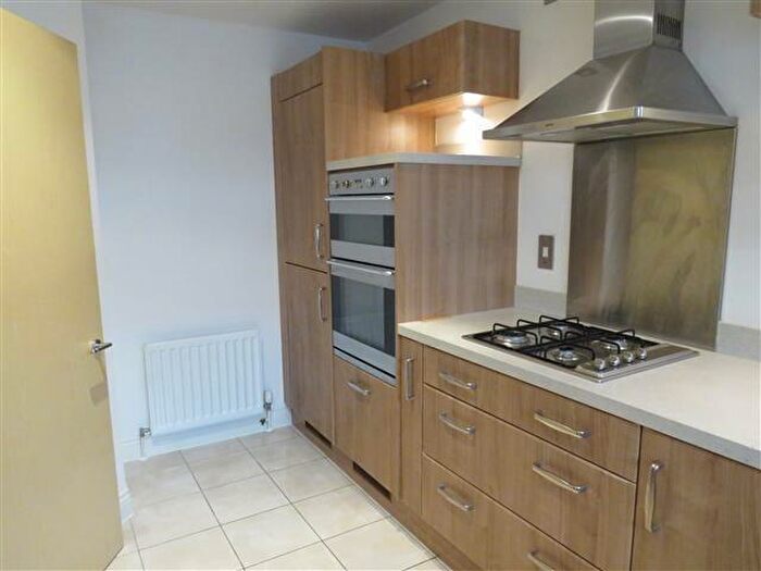 2 Bedroom Apartment To Rent In Lonsdale, Wolverton, Milton Keynes, MK12
