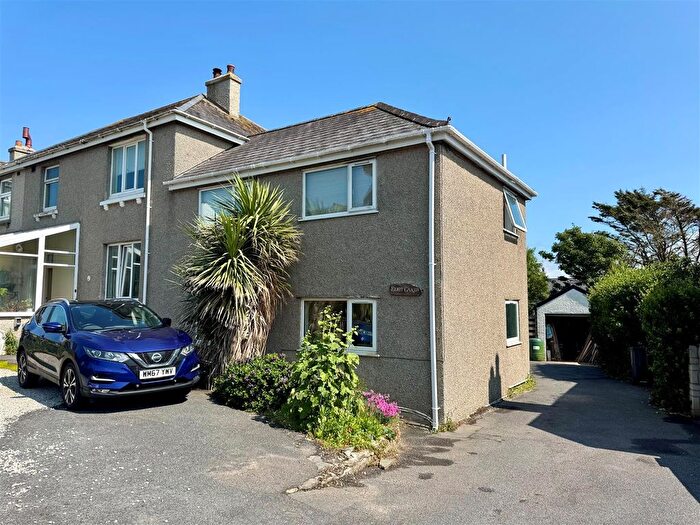1 Bedroom Flat To Rent In Edgcumbe Gardens, Newquay, TR7