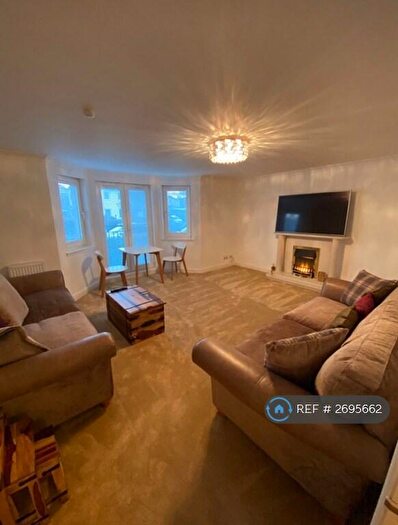 2 Bedroom Flat To Rent In Ground Floor, Clydebank, G81