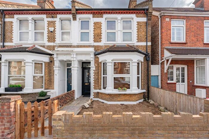 1 Bedroom Property To Rent In Selwyn Avenue, London, E4