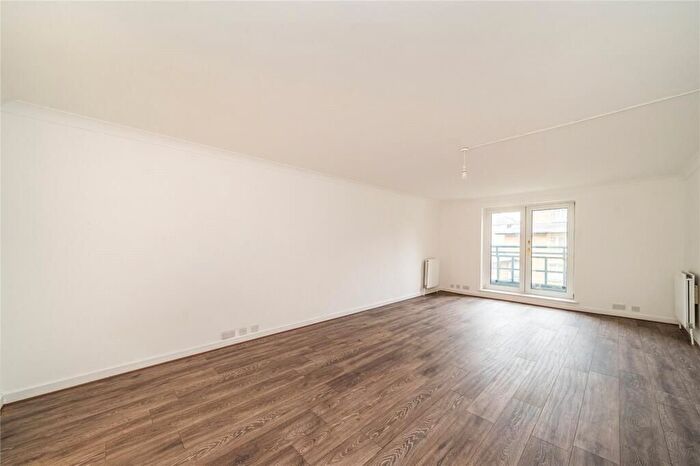 2 Bedroom Flat To Rent In Admiral Walk, Westbourne Park, London, W9