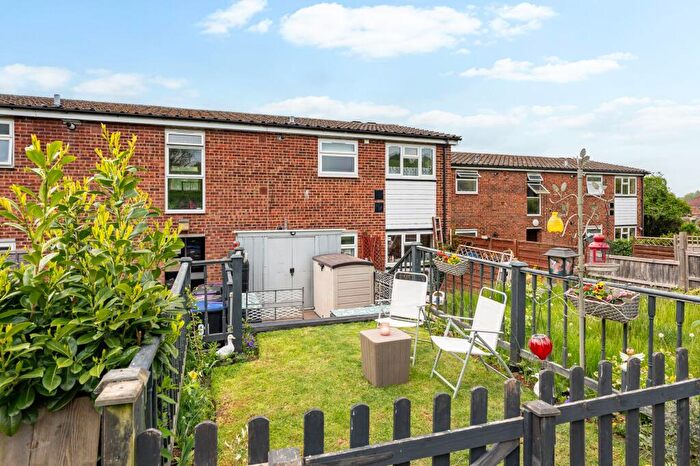 1 Bedroom Apartment For Sale In Cappell Lane, Stanstead Abbotts, SG12