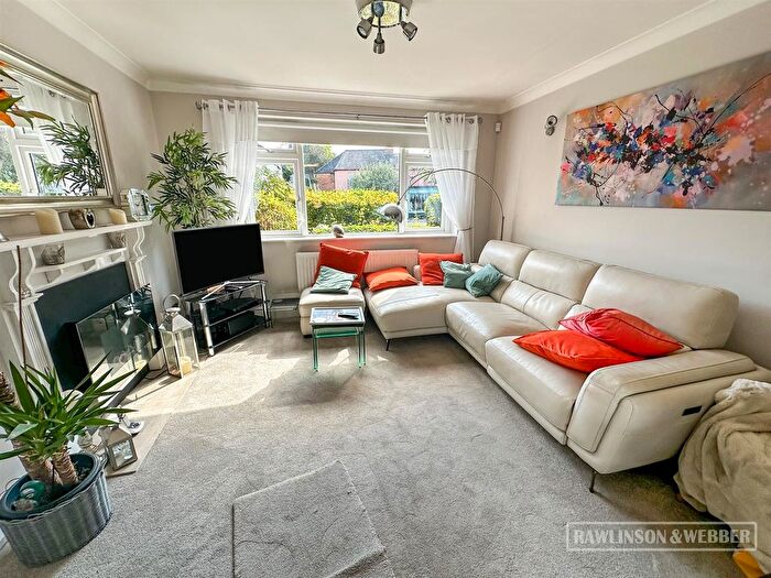 2 Bedroom Flat To Rent In Wolsey Court, Bridge Road, East Molesey, KT8