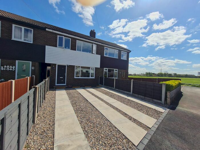 3 Bedroom Terraced House To Rent In Westgate Grove, Lofthouse, Wakefield, WF3