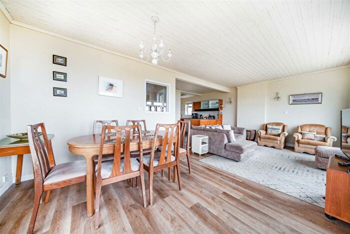 2 Bedroom Detached Bungalow For Sale In Hook, Warsash, SO31