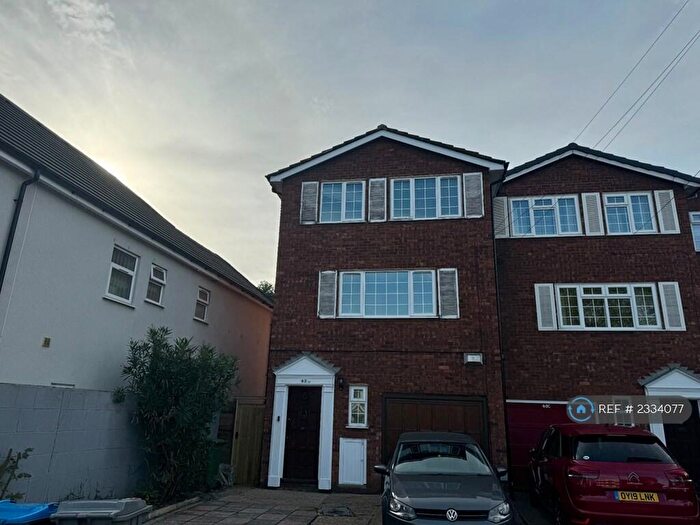 4 Bedroom End Of Terrace House To Rent In Kenton Road, Harrow, HA3