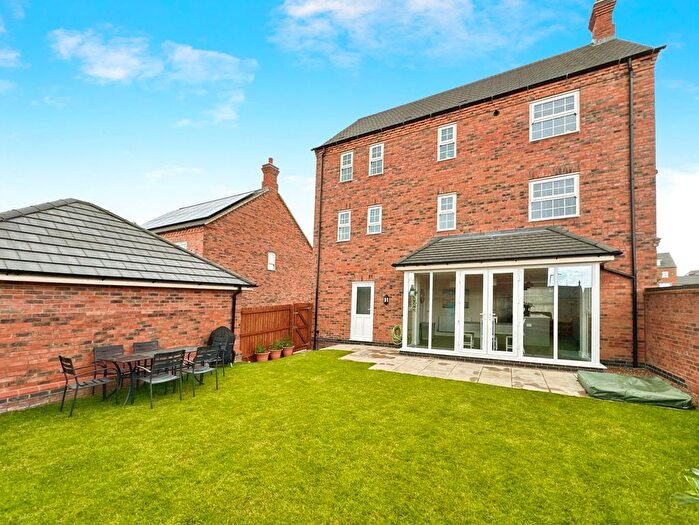 6 Bedroom Detached House For Sale In Forth Drive, Lubbesthorpe, LE19