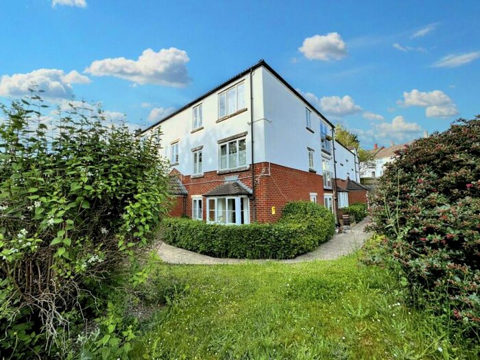 2 Bedroom Flat To Rent In Sturminster Road, Bristol, BS14