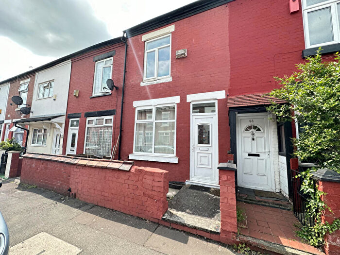 2 Bedroom Terraced House To Rent In Agnes Street, Manchester, M19